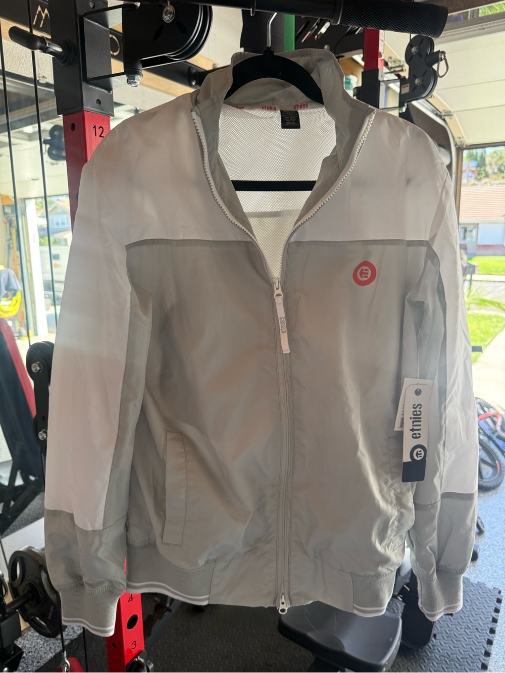 Etnies Silver & White Lightweight Jacket